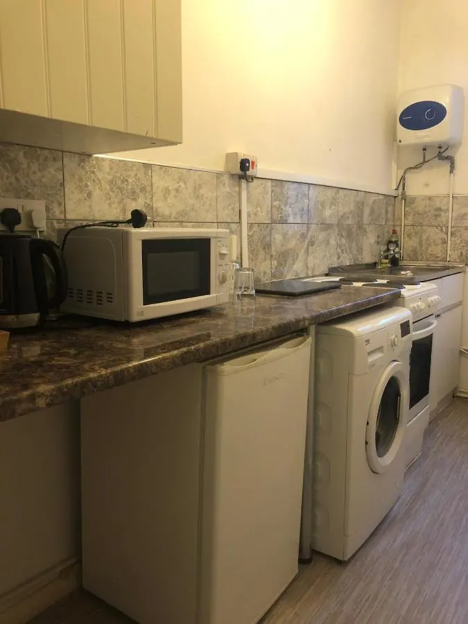 Oyo 94 Bricklane Studio Flats Hotel London